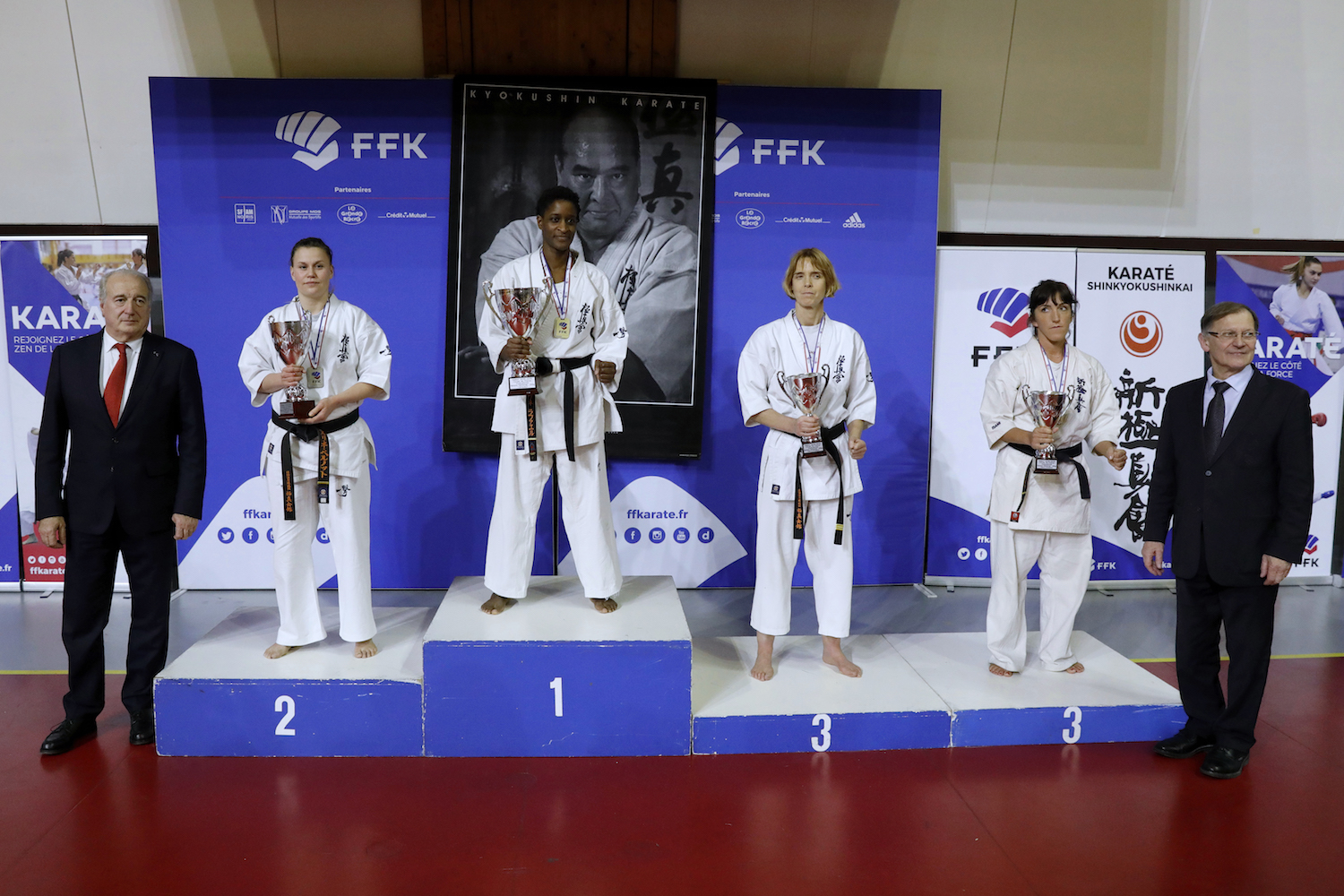 Le karaté en première ligne Fédération Française de Karaté